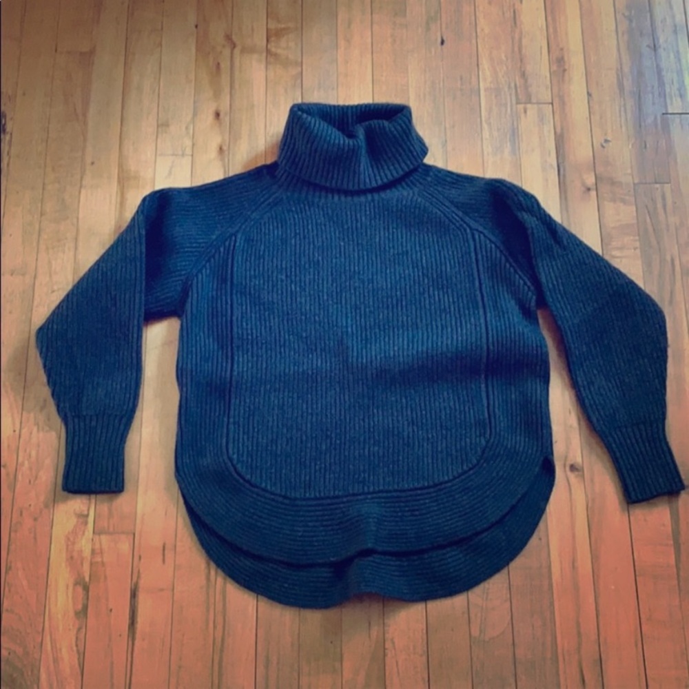 Aritzia Wilfred Free Asianna merino wool sweater